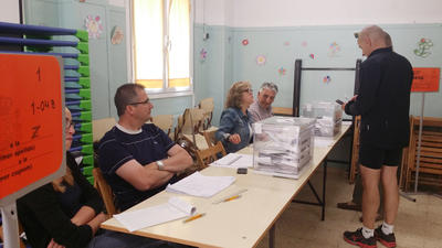 La xifra de participació a les eleccions municipals de Sabadell supera el 30% a les 14h