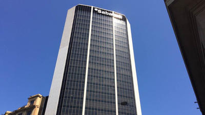 Banc Sabadell guanya 425 milions durant el primer semestre, un 21% més que l'any passat