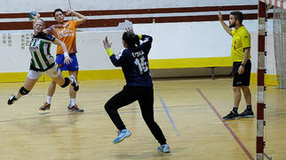 Doble derrota per la mínima de l'OAR Gràcia contra La Roca i el Mislata