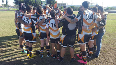 Els nois del Sabadell Rugbi Club esperen sortir de la zona baixa de la Primera Catalana davant L'Hospitalet