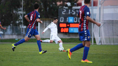 Boris Garrós trenca la muralla defensiva del Sabadell (1-0)