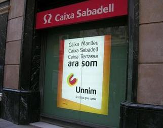  Unnim tanca el 2011 amb unes pèrdues de 469 milions d'euros després d'aplicar sanejaments