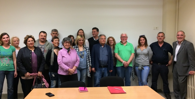 Membres de la plataforma durant la presentació d'aquesta tarda