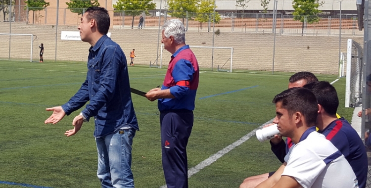 Juan Romero, dirigint un dels últims partits com a tècnic del CE Mercantil