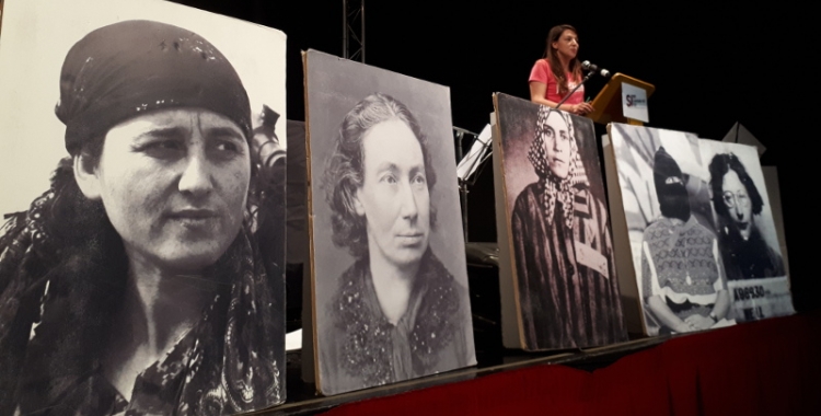 Montse Venturós, durant l'acte a l'auditori del carrer Lacy/ Karen Madrid