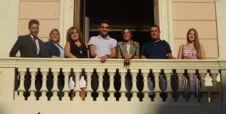 Fotografia final de l'acte institucional en homenatge a Óscar Salguero | Sergi Park