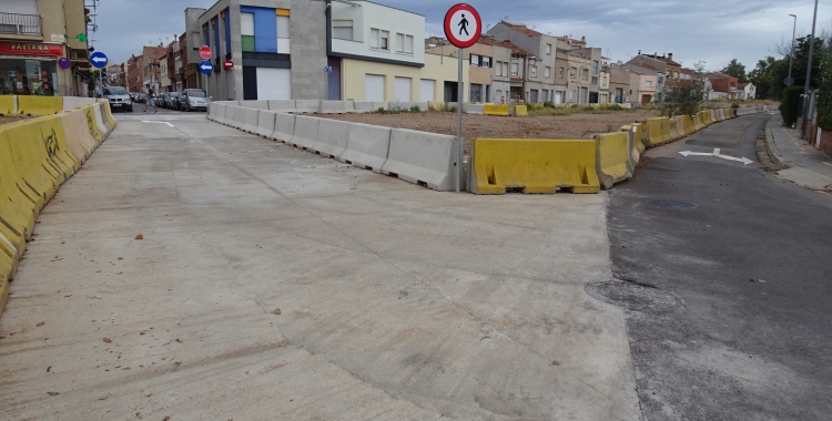 Pas provisional que uneix el pas de vehicles entre el sector Planetes i Can Feu | Cedida