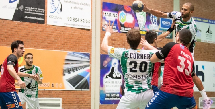 Imatge del partit de l'OAR contra el Granollers, a qui podria atrapar a la classificació aquesta jornada | Èric Altimis - OAR Gràcia