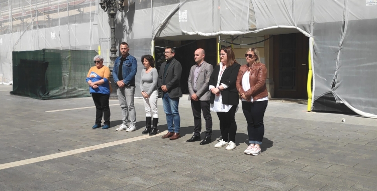 Sabadell recorda el bombardeig de Gernika fent sonar la sirena a l'Ajuntament | Pau Duran