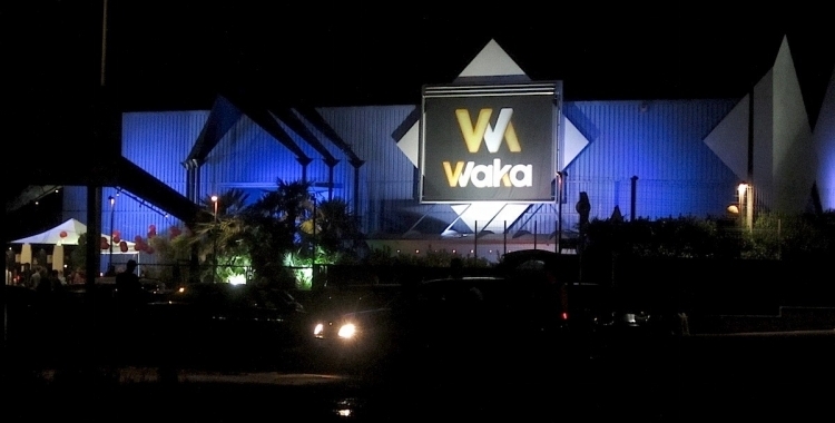 Dos detinguts a Waka Sabadell per llençar pedres als Mossos d'Esquadra