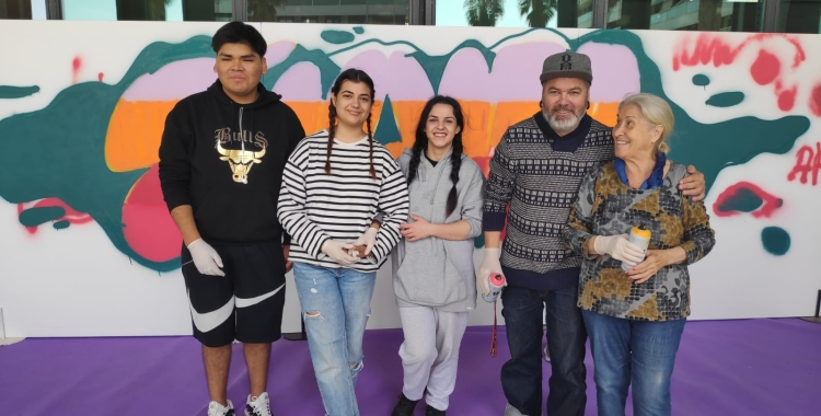 Grafit 'Junts pintem molt' facilitat per Ronwe a Fira Sabadell | Pau Duran