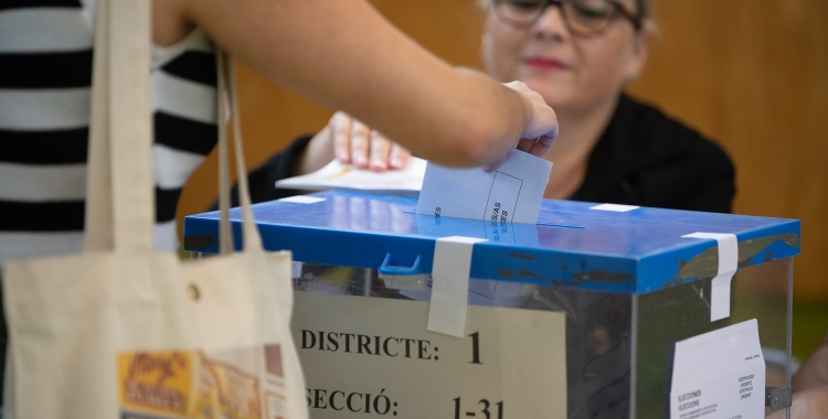 Imatge d'una mesa electoral al 23J | Roger Benet