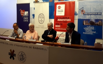 El d'avui ha estat el primer acte conjunt de les quatre entitats sabadellenques/ Karen Madrid