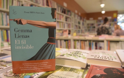 "El fil invisible", de Gemma Lienas | Roger Benet