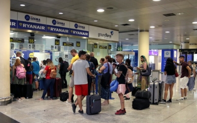 Cua a l'Aeroport de Barcelona | ACN