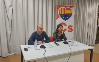 Adrián Hernández i Sonia Sierra, a la Biblioteca de Ponent | Pere Gallifa
