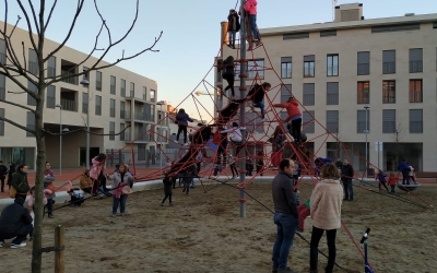 Imatge de la nova zona de la plaça Dolors Miralles | Sergi Garcés 