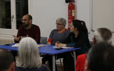 Serracant, Nani Valero (número 2) i Ferràndiz a la taula durant l'acte | La Crida per Sabadell