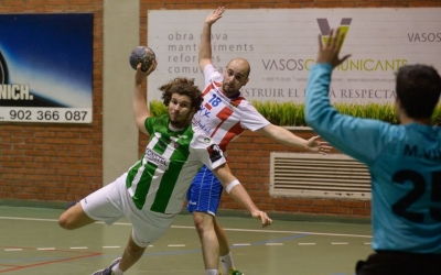 Els gols de Marçal Pujadas no van poder evitar la derrota en el duel de la primera volta. | Èric Altimis - OAR Gràcia