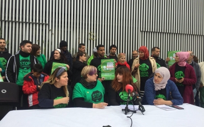 Els activistes de la PAHC durant la roda de premsa d'aquest matí | Ràdio Sabadell