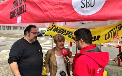L'alcaldable, Lourdes Ciuró, ha explicat les propostes per a Gràcia a la plaça del Treball | Junts per Sabadell