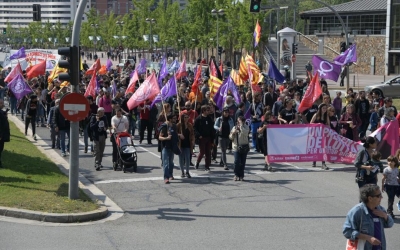 La manifestació al seu pas per l'Eix Macià | Roger Benet