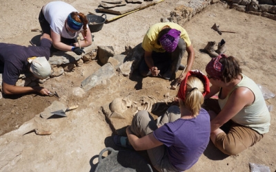 Arqueòlegs treballant en un jaciment | ACN