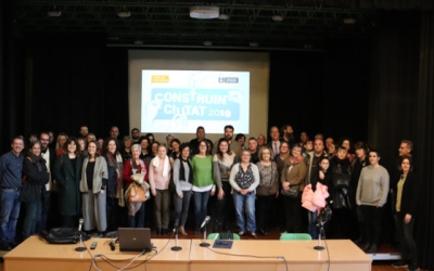 Representants dels 19 projectes premiats en l'edició d'aquest 2019 del Construint Ciutat/ Ajuntament de Sabadell