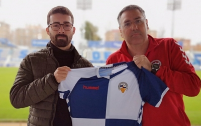 Mosquera amb el coordinador de l'equip, Toni Cáceres | Cedida