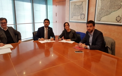 Marta Farrés i Pol Gibert, en la trobada amb el conseller Damià Calvet | Cedida