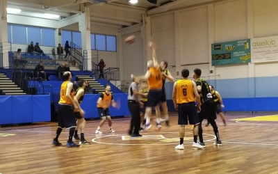 El duel va tenir lloc a la pista de l'Almeda i va ser el primer de la segona volta | Basket Almeda