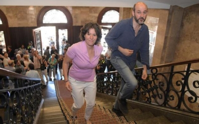 Imatge de Marta Morell i Juanjo Cáceres el dia del Ple de constitució de la nova corporació | Roger Benet