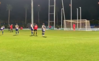 Instant previ a l'únic gol del partit | CF La Nucía