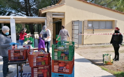 Càritas Diocesana de Terrassa ha fet els repartiments d'aliments garantint les mesures de seguretat | Càritas