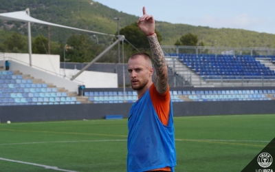 Cornud ha jugat a l'Oviedo 'B' i a l'Ibiza aquesta temporada | UD Ibiza