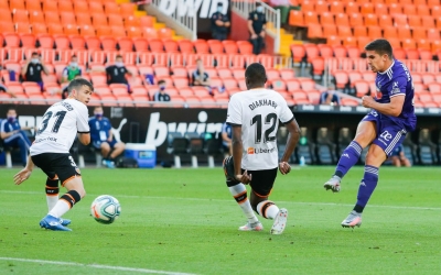 Moment del gol de Víctor García a Mestalla | UEFA