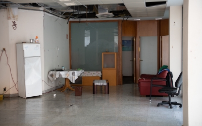 Interior dels baixos ocupats a la carretera de Barcelona número 292 | Roger Benet