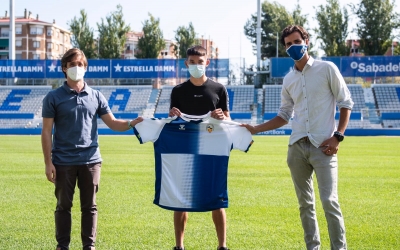 Astals, acompanyat de Jose Manzanera i Bruno Batlle | CES