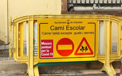 Tanca que barra el pas als vehicles d'ús privat | Ajuntament de Sabadell