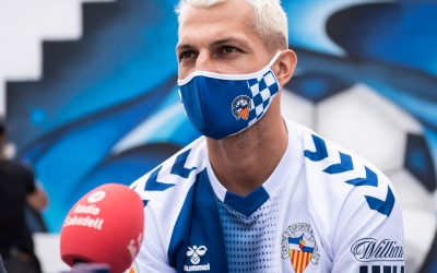 'Stoichkov' durant la seva presentació | CE Sabadell
