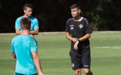 Hidalgo espera confirmar la millora del seu equip davant el Leganés | Roger Benet