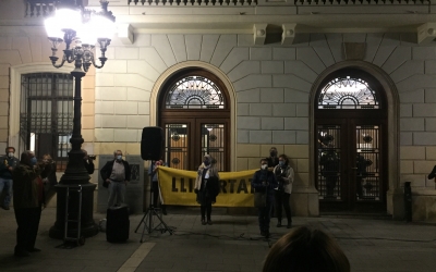 Entitats i partits independentistes protesten contra l'Operació Voljov contra empresaris independentistes | Ràdio Sabadell