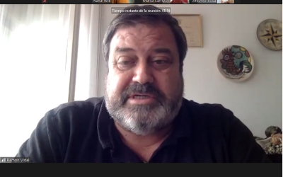 L'exregidor Ramon Vidal durant la roda de premsa telemàtica d'avui