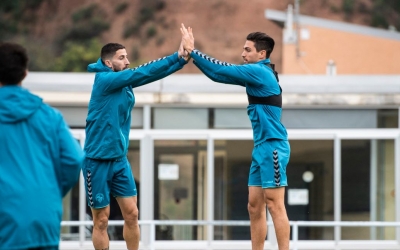 Aleix Coch (esquerre), absent contra l'Sporting, s'ha entrenat avui amb la resta de l'equip | CE Sabadell