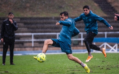 L'entrenament d'ahir va estar marcat per la intensa pluja | CES