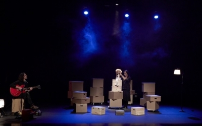 Un moment de l'espectacle "Andròmines" | Cedida 