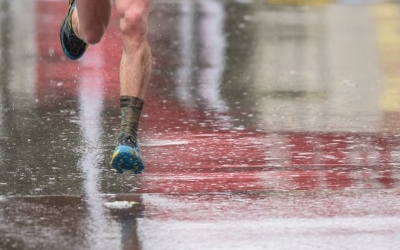 Es pot sortir del municipi per fer activitat física, però només a municipis limítrofs | Arxiu