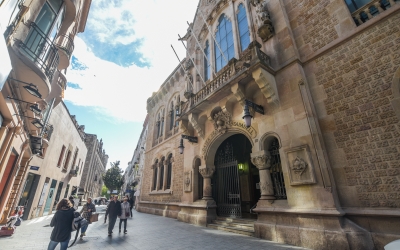 Exterior de l'edifici modernista, en una imatge d'arxiu/ Roger Benet
