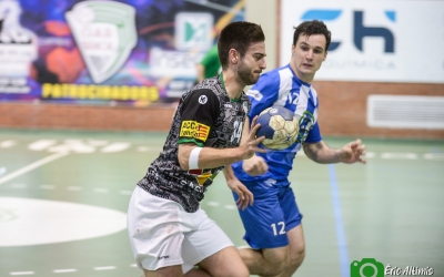 Pol Torras va marcar cinc gols, però no van servir per poder trencar la mala ratxa | OAR Gràcia