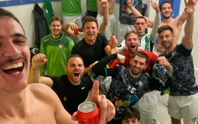 Alegria desfermada en el vestidor del Gràcia després de la victòria d'ahir a Granollers | OAR Gràcia